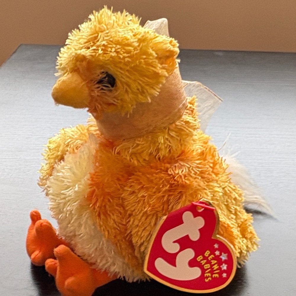 Ty Beanie Babies CHICKIE Yellow and Orange Plush Chick